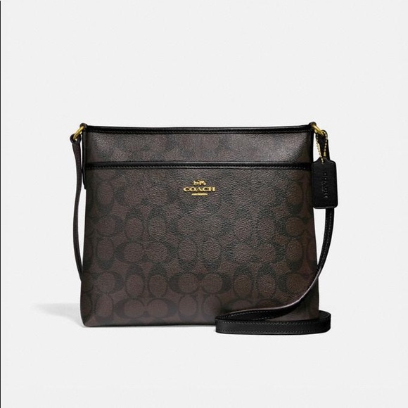 Coach Handbags - 🛍BLACK FRIDAY🛍 AUTHENTIC✨ Coach Signature Print Crossbody Purse